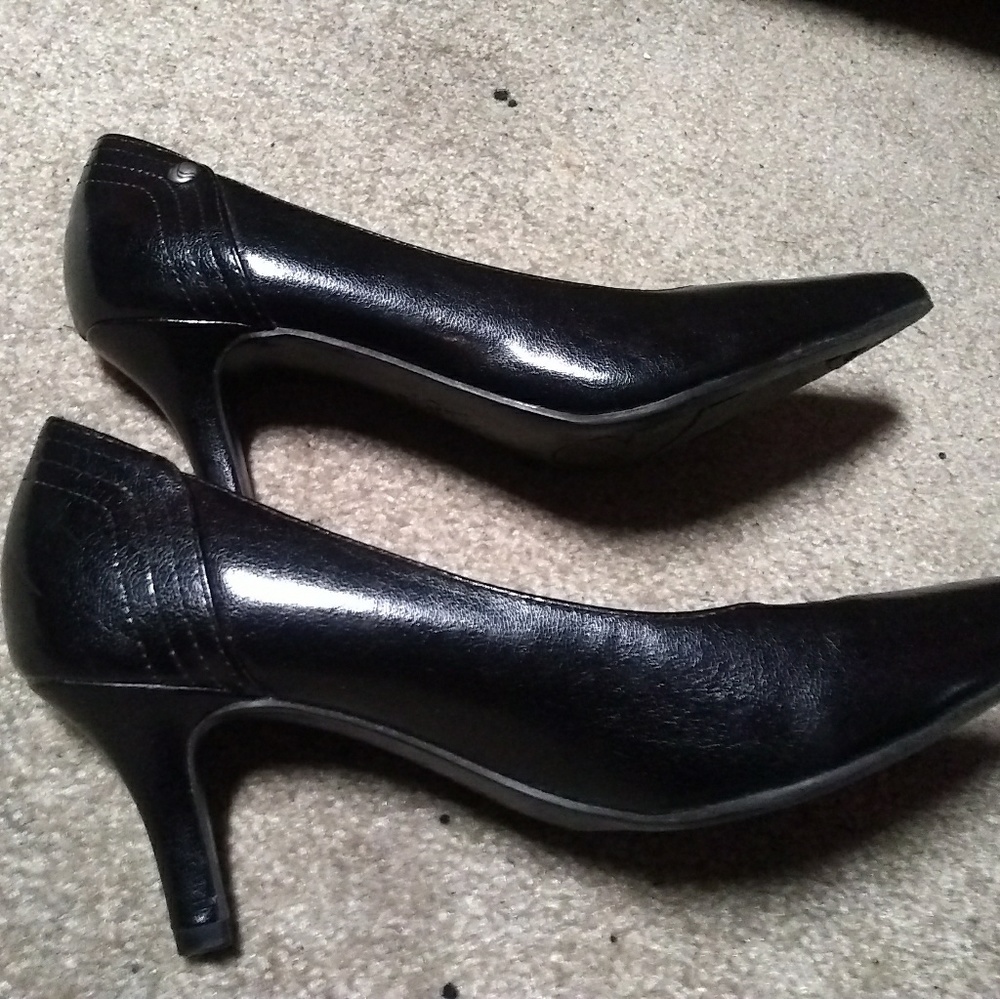 Black heels